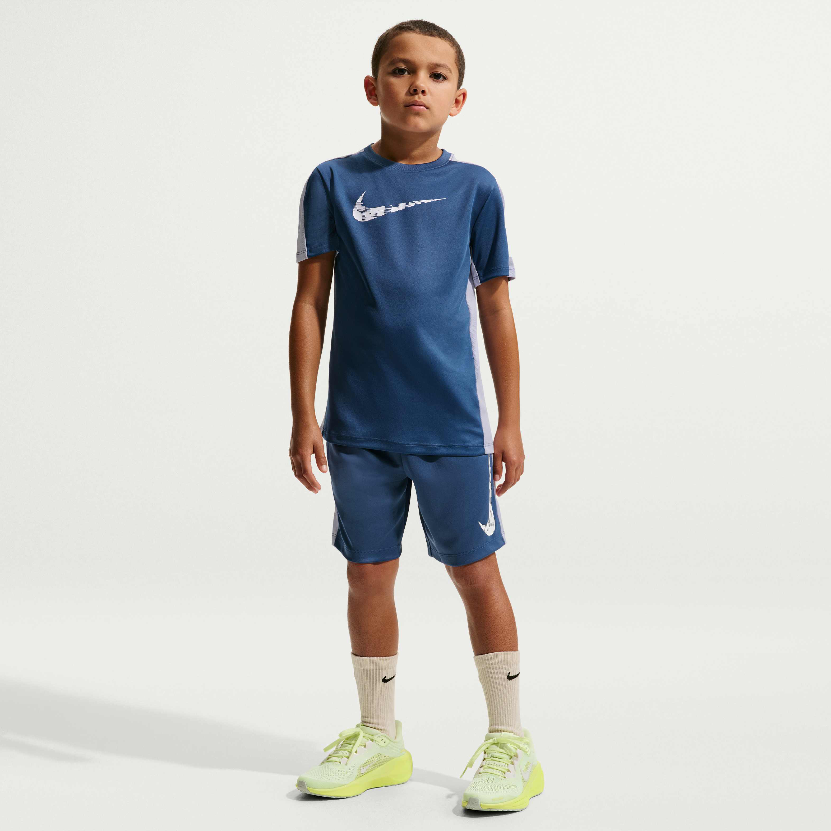 Nike Trophy23 image number 0
