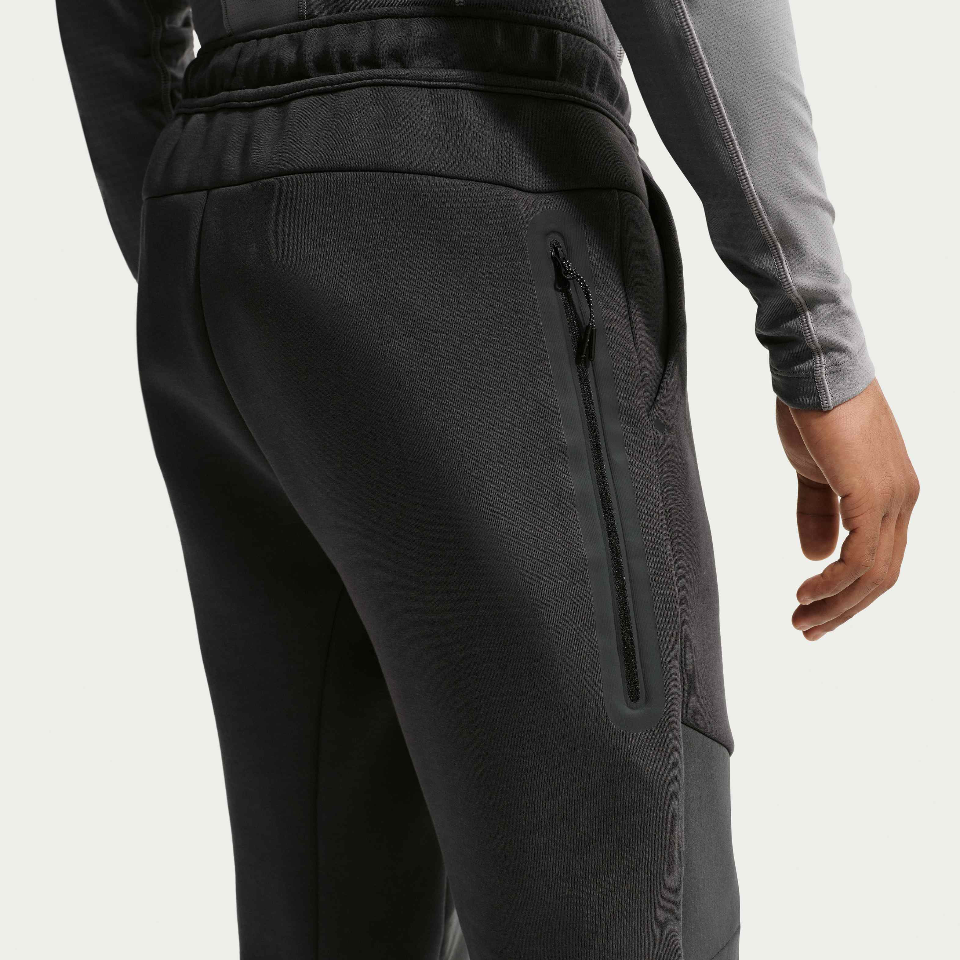 Nike Tech image number 2