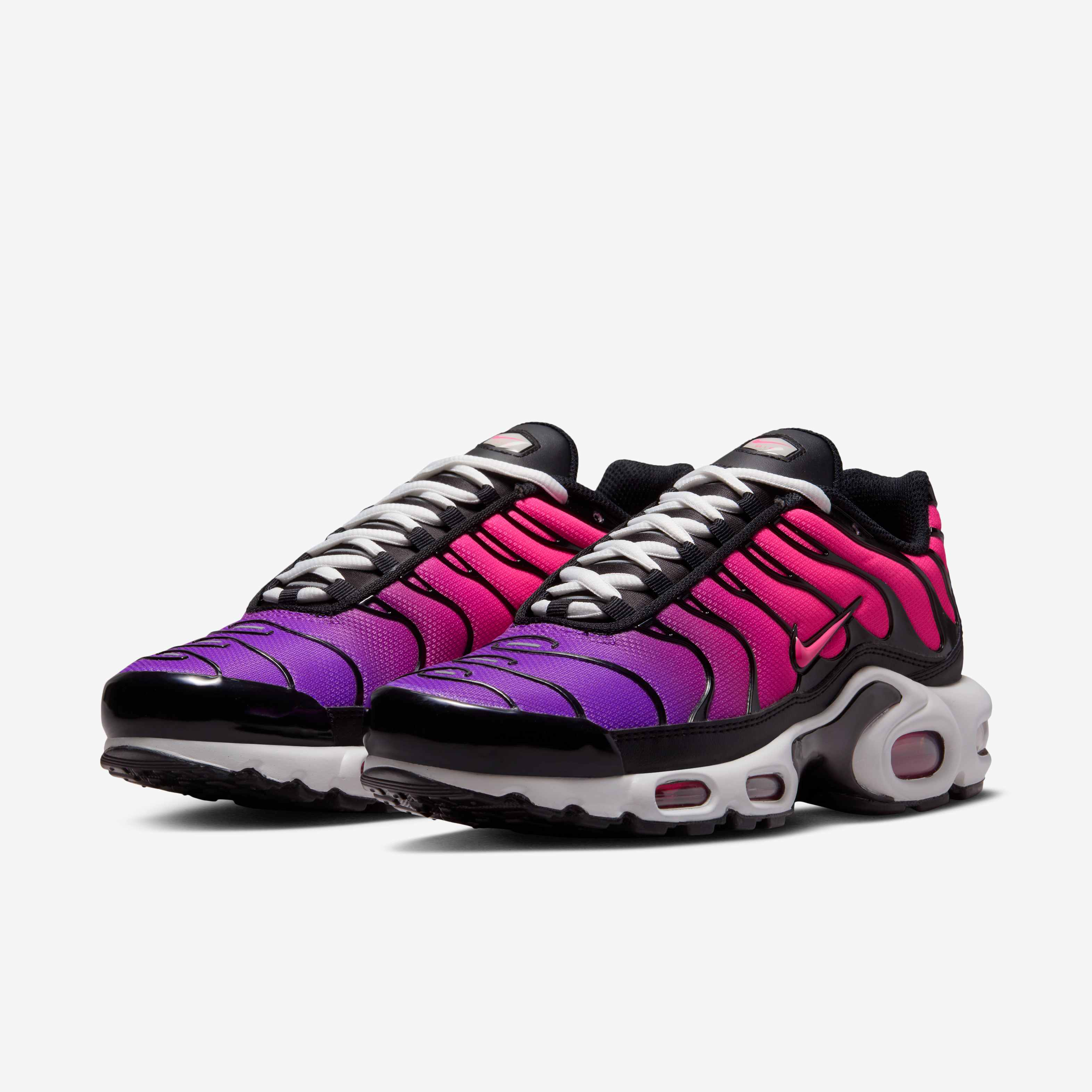 Nike Air Max Plus image number 4