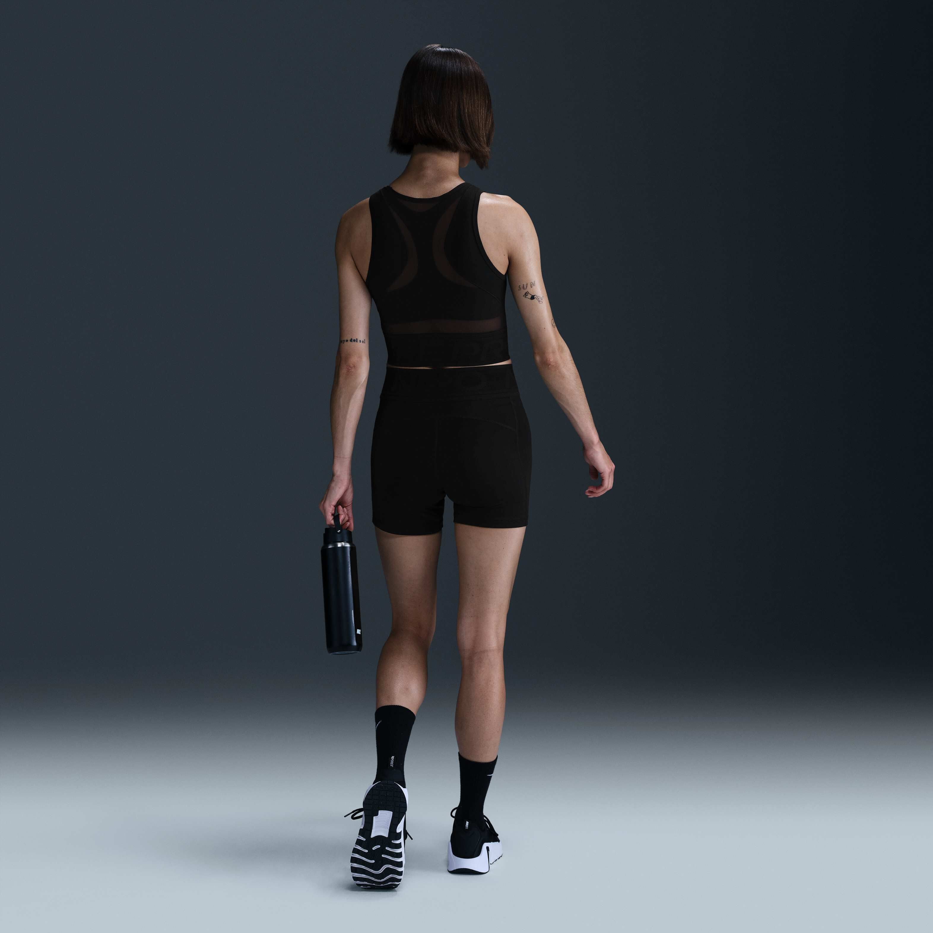 Nike Pro Sculpt image number 3