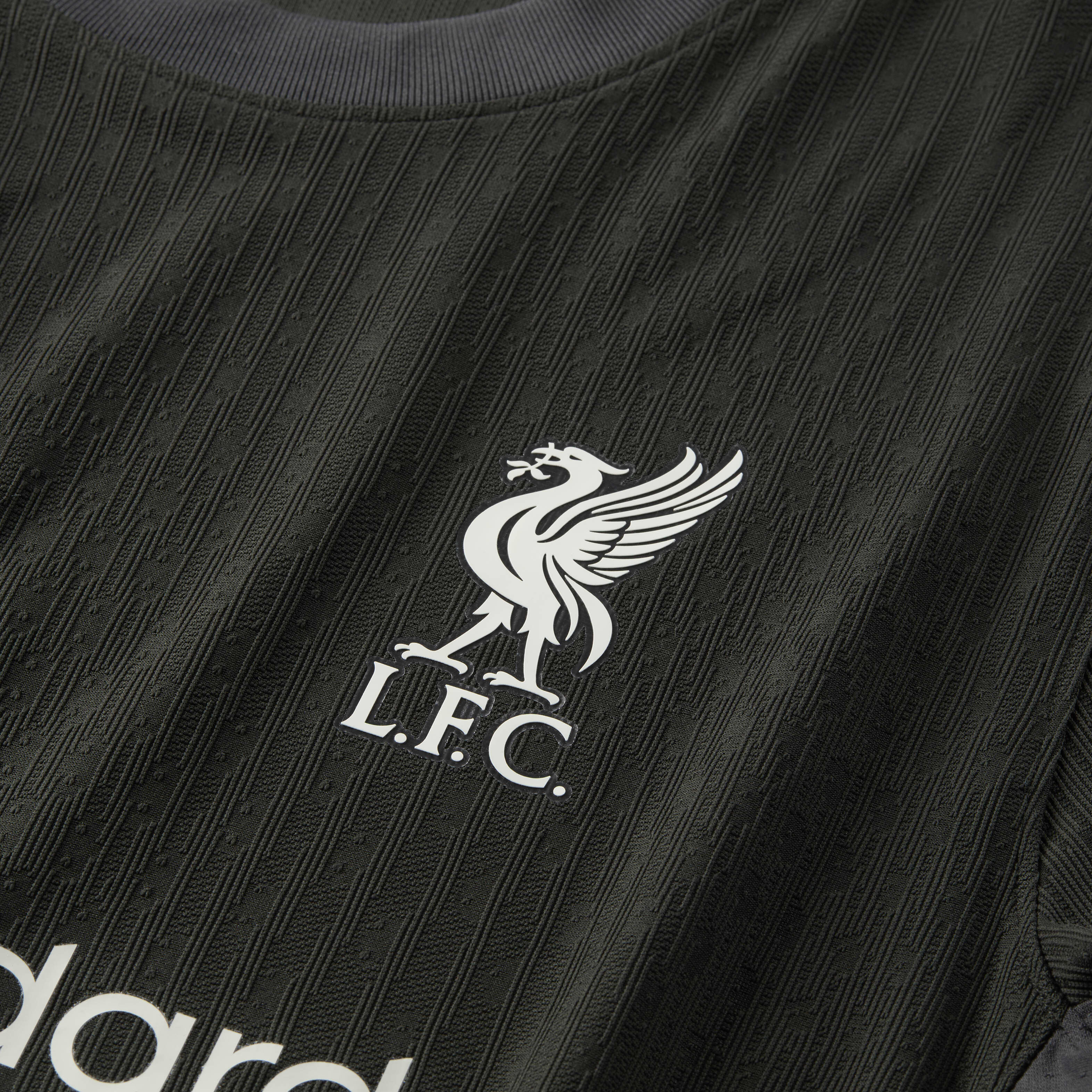 Liverpool F.C. 2024/25 Match Away image number 8